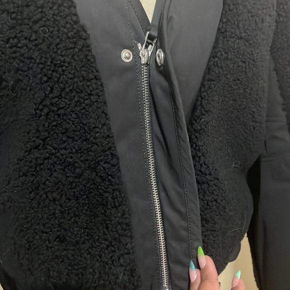 T-alexander wang
Shearling Crop Jacket BLACK - Picture 6 of 8